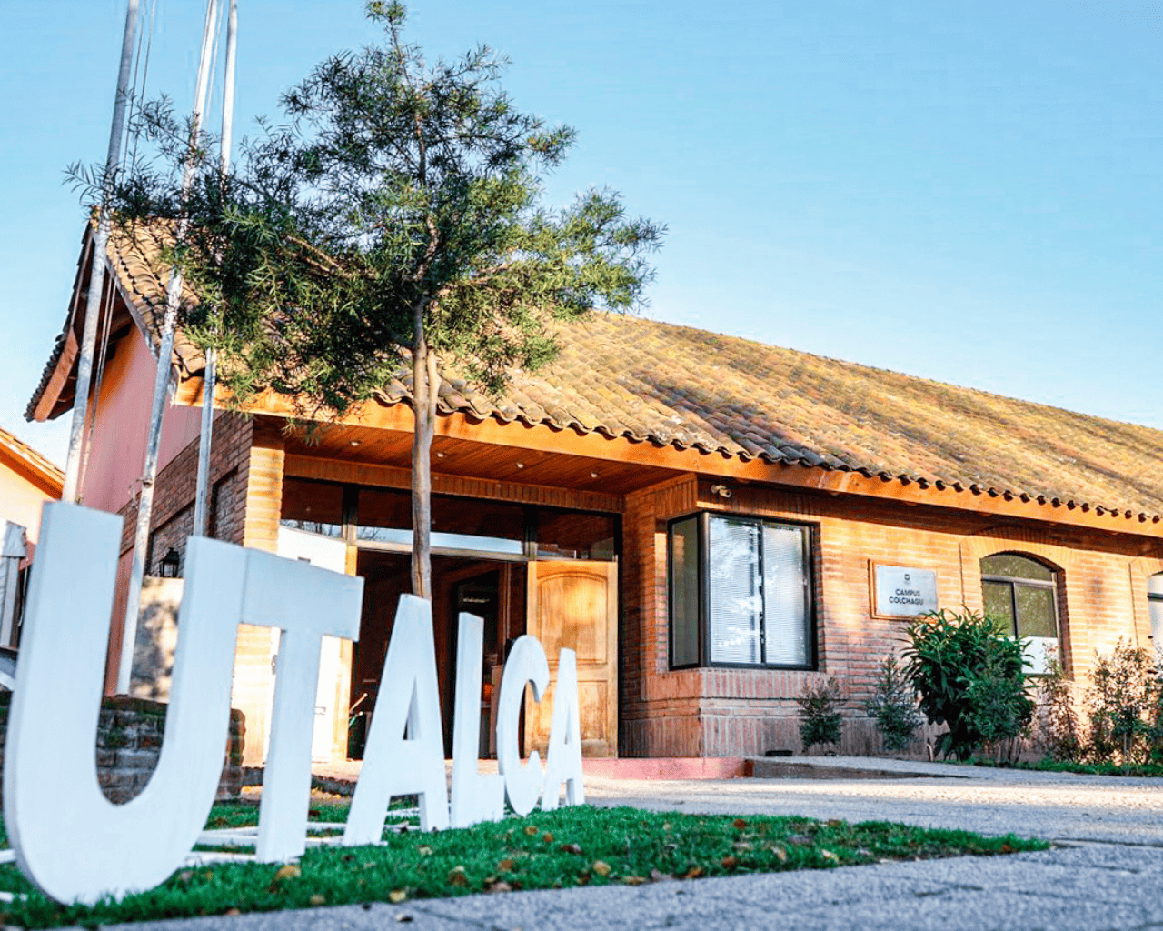 Read more about the article Convenio Liceo con la Universidad de Talca (Campus Colchagua)